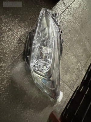 Peugeot 508 ön sol far