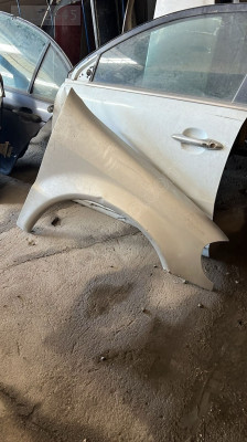 Mercedes benz ML400 sağ ön çamurluk