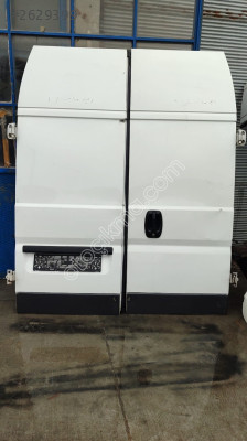 fiat ducato 17 m3 çıkma arka bagaj kapağı