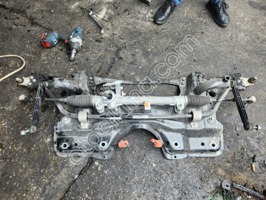 FİAT EGEA CROSS ORJİNAL ÇIKMA MOTOR ALT TRAVERS