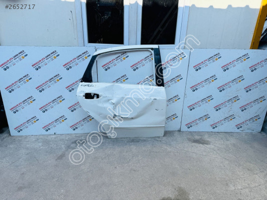 Fiat linea sağ arka kapı (hasarlı)