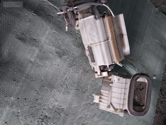 MAZDA RX8 2008 BENZİNLİ ÇIKMA ORİJİNAL KALORİFER KAZANI