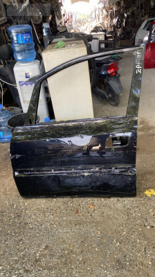 Opel zafıra 2009 model sol ön kapı