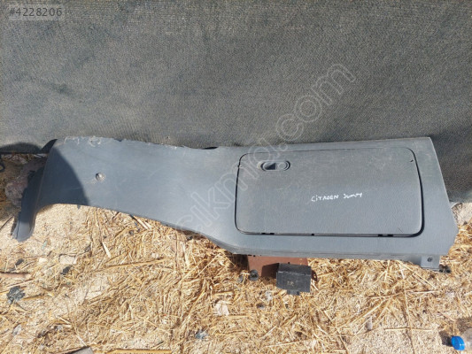 Citroen Jumpy Modeli İçin Çıkma Torpido Kapağı