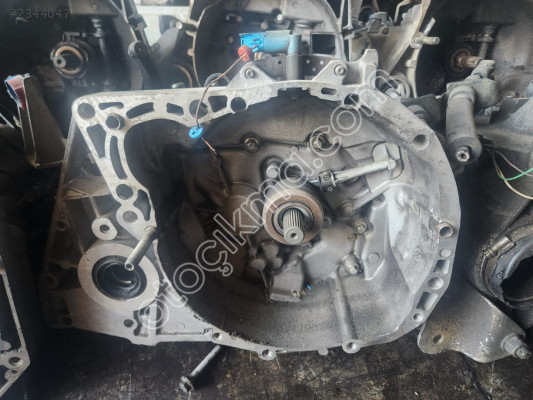 RENAULT MEGANE 2 1.6 benzinli orjinal çıkma KOMPLE şanzıman