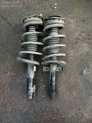 2005 megane sağ sol ön amatisör