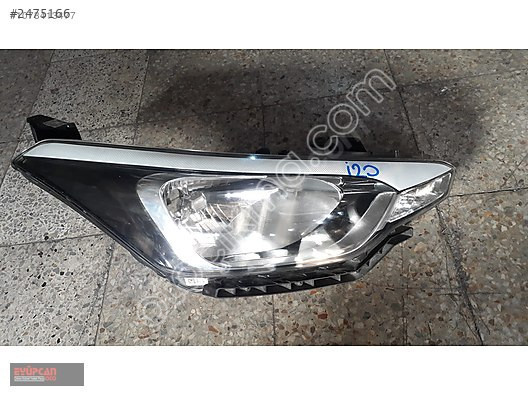 Hyundai İ20 Modeli Sağ Far Parçası - Hatasız ve Orijina