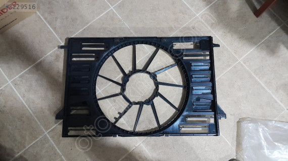 Audi A4 S4 A5 S5 A6 S6 AQ Q7 Davlumbaz Fan 8W0121207B
