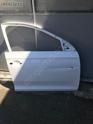 SKODA RAPİD SAĞ ÖN KAPI SKODA ÇIKMA PARÇA