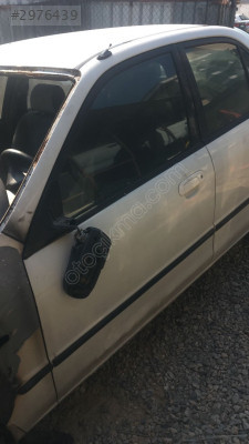 MAZDA 323 SOL ÖN  KAPI