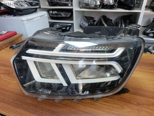 DACİA DUSTER SOL FAR LEDLİ ORJİNAL ÇIKMA