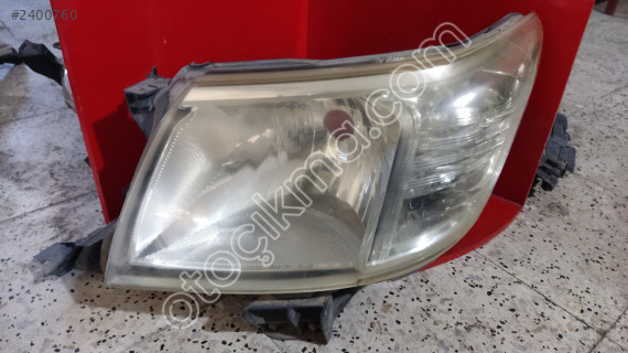 TOYOTA HİLUX 2012 2015 SOL ÖN FAR