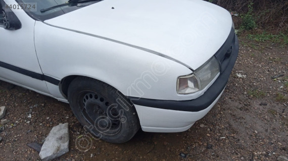 Opel Vectra a sağ ön camurluk