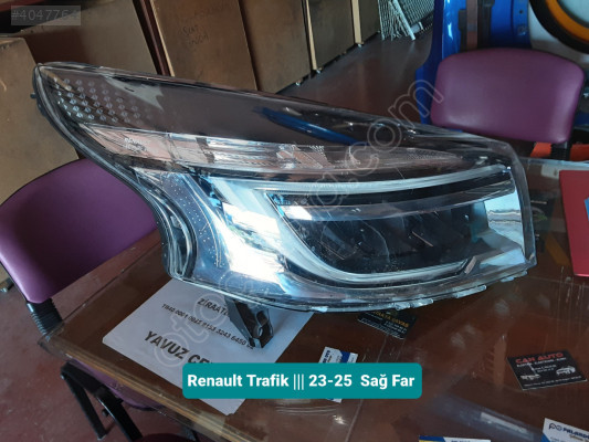 Renault Trafik ||| 23-25  Sağ Far