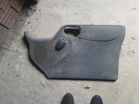 FORD TRANSİT SAĞ ÖN KAPI DÖŞEMESİ YC15V23942