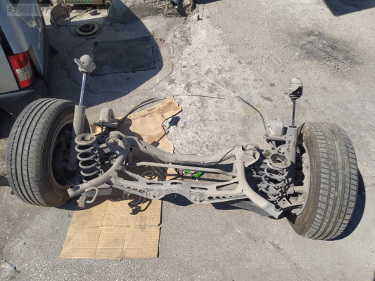 ÇIKMA VW GOLF 5 ARKA DİNGİL