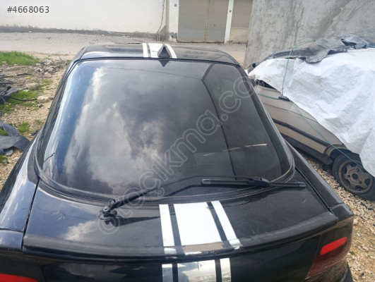 Opel tigra arka cam