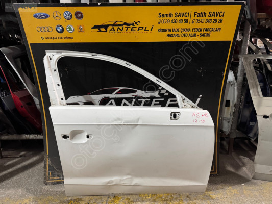 AUDİ A3 HEÇBEK SAĞ ÖN KAPI 2013-2020 ÇIKMA ORİJİNAL