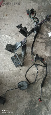 Ford Fiesta MK 7 sol ön kapı tesisat çıkma orjinal