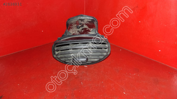 FORD FOCUS 1 HAVALANDIRMA IZGARASI ÇIKMA PARÇA