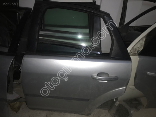 FORD FOCUS 2 SOL ARKA KAPI