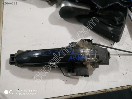 FORD FOCUS 3 SOL ARKA KAPI KOLU