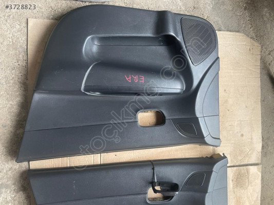 Hyundai Accent era sağ ön kapı döşemesi orijinal
