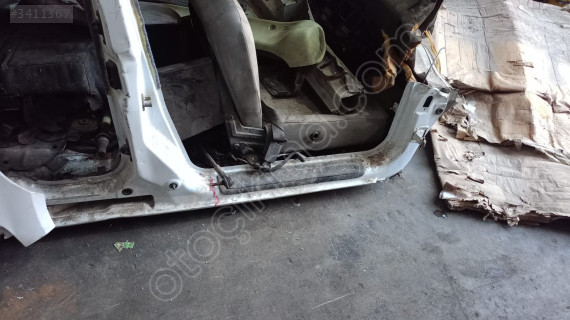 renault kangoo sağ marşpiyel sacı