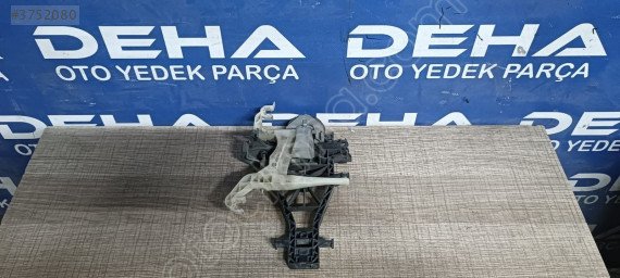 VW CADDY SAĞ SÜRGÜLÜKAPI AÇMA KOLU BRAKETİ 2K0843351D