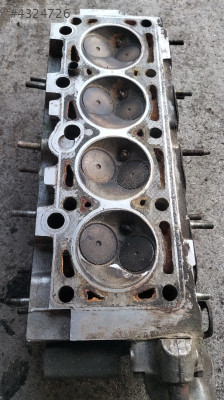 Ford escord 1.6 8 valf silindir kapağı