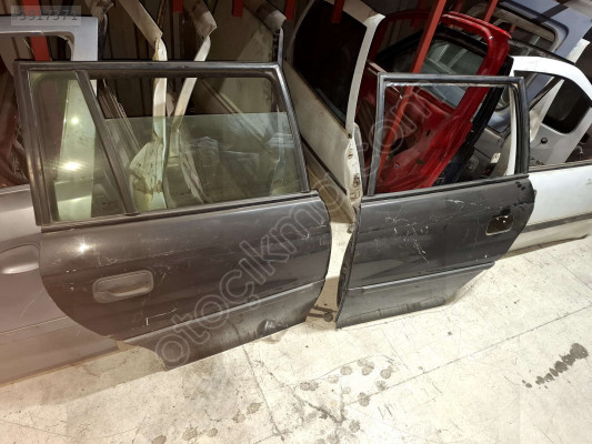 ÖZMEN OPEL ASTRA F SAĞ SOL ARKA KAPI STATİON STEJİN WAGON