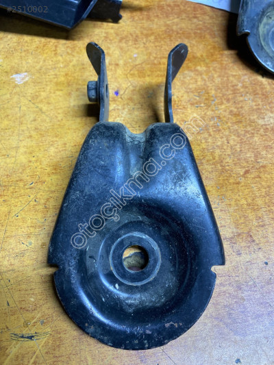 OPEL İNSİGNİA SAĞ ÖN TAMPON ALT DESTEK AYAĞI 13271699 ÇIKMA