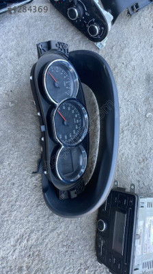 DACİA DOKKER GÖSTERGE SAATİ OTO FEDAİ