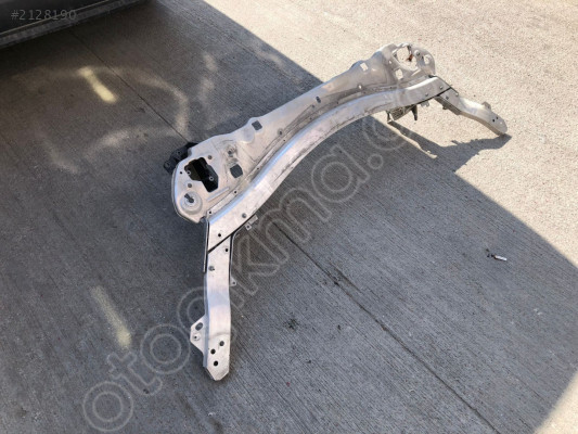 MERCEDES W213 ÖN PANEL 2136260600
