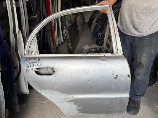 DAEWOO LANOS SAĞ ARKA KAPI ORJİNAL ÇIKMA TEMİZ ÜRÜN