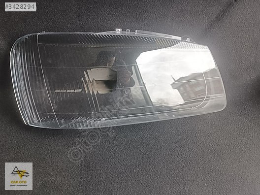 Hyundai Accent milenyum Sağ Far Camı