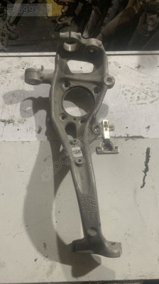 8W0407559 2016-2022 audi  a5 sol ön taşıyıcı