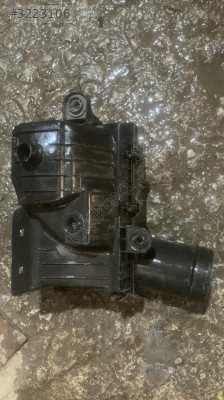 5Q0129601 skoda Octavia hava filtre kutusu