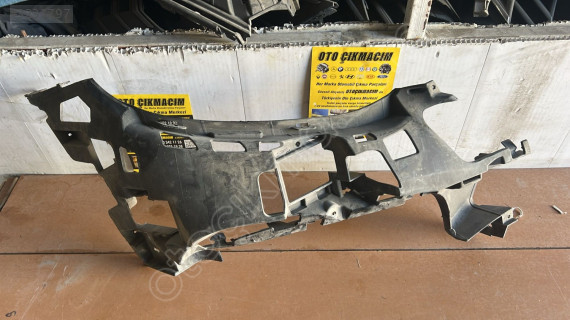 MERCEDES W213 SAĞ ÖN TAMPON BRAKETİ A2138851165