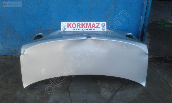 BMW 316 318 320 325 330 335 E90 BAGAJ KAPAĞI