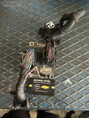 OPEL CORSA D 1.6 TURBO MOTOR BEYNİ Z16LET ORJİNAL GM 55565773