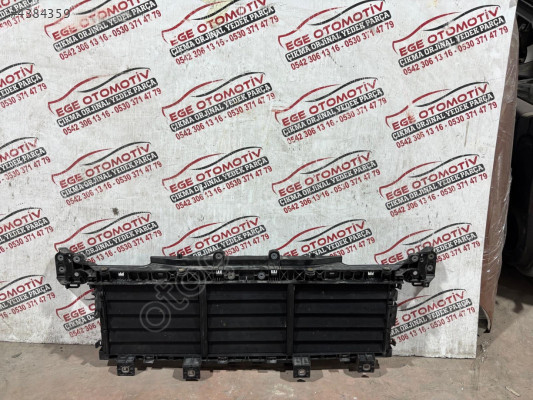 PORSCHE CAYENNE RADYATÖR HAVALANDIRMA PANELİ JALUZİ ORJINAL