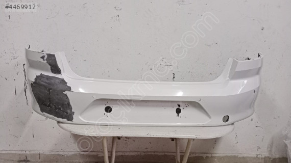 Passat B8  arka tampon