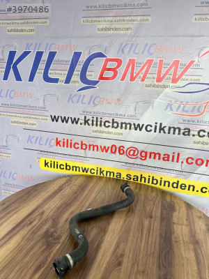 BMW G60 520İ RADYATÖR ALT HORTUMU ÇIKMA ORJİNAL 9845124