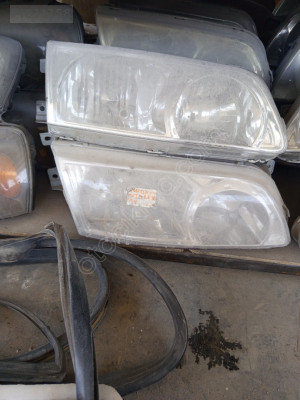 Hyundai Starex sağ ön far