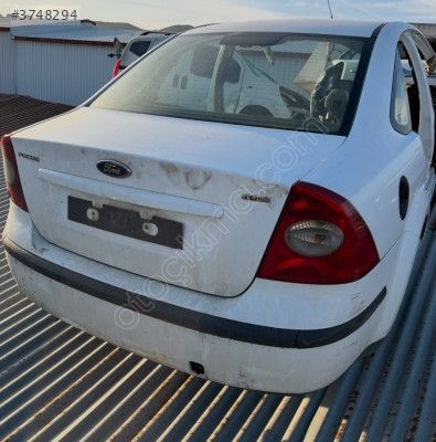 Ford Focus komple dolu arka çıkma orijinal