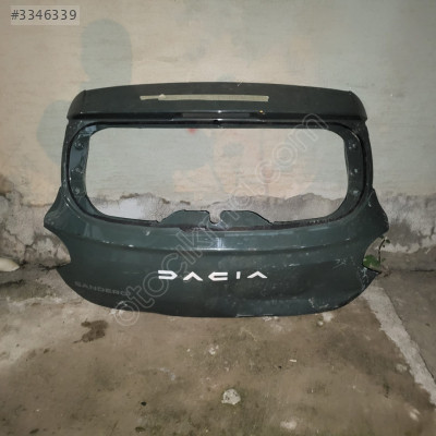 Dacia sandero bagaj kapağı