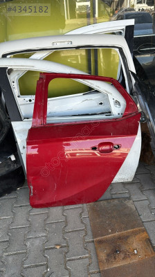 Opel Corsa f sol arka kapı orj çıkma