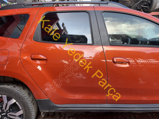 Dacia Duster 2 XJD Sağ Arka Kapı Hatasız Orjinal Arizona Turuncu