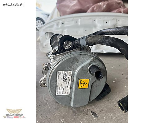 VOLKSWAGEN GOLF SARJ DİNAMOSU 1.5eTSi - 05E903019F
